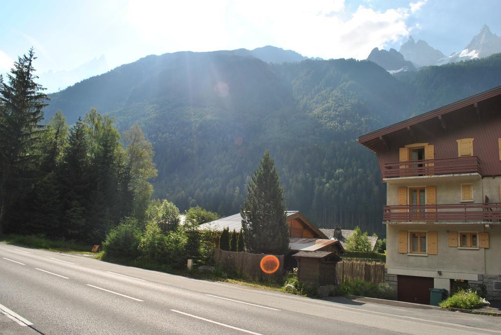 Hostel Fleur des Neiges Chamonix Exterior foto