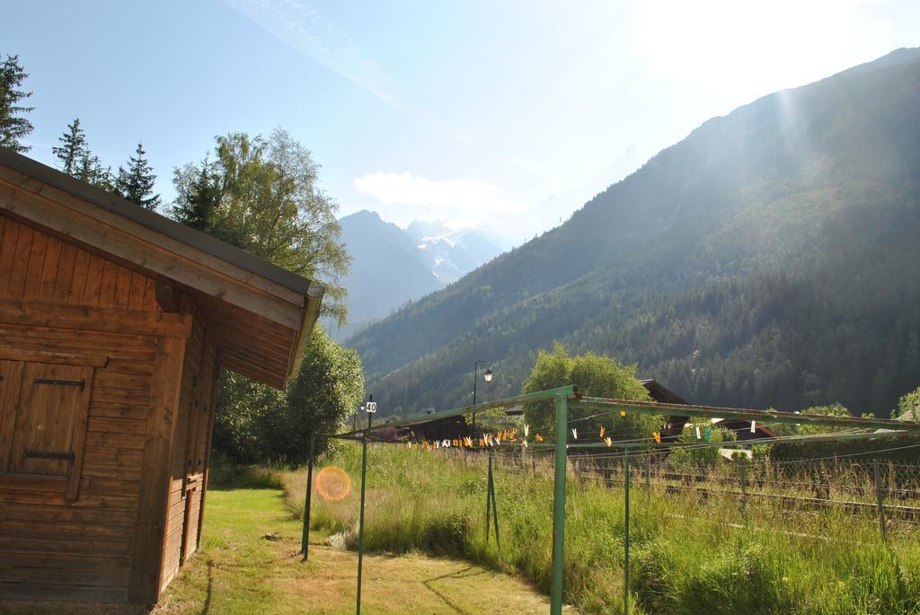 Hostel Fleur des Neiges Chamonix Exterior foto