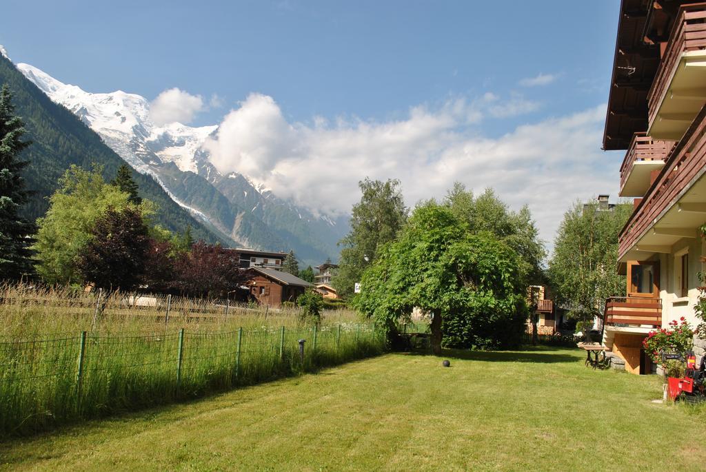 Hostel Fleur des Neiges Chamonix Exterior foto